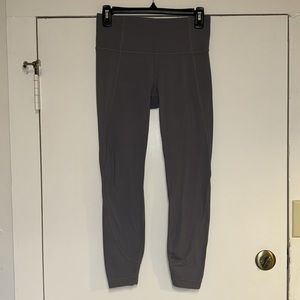 ATHLETA Gray Stretch Yoga Athletic Tight Leggings Inside Pocket Slim Leg Sz S